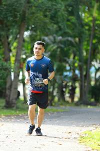 BIB: 0964
                            <button type="button" onclick="openModal(5132154)" class="btn btn-primary btn-sm float-right btn-popup" data-toggle="modal" data-target=".modal-high-quality">
                        <i class="fas fa-shopping-cart"></i> Add to Cart
                    </button>
                                            <button type="button" onclick="isThisMe(5132154, true)" class="btn btn-success btn-sm float-right btn-popup btn-isme hidden" data-toggle="tooltip" data-placement="bottom" title="นี่คือรูปของคุณใช่ไหม คลิกที่นี่เพื่อเอาเข้าอัลบั้ม">
                        <i class="fas fa-plus"></i> Add to album
                    </button>
                    <button type="button" onclick="isThisMe(5132154, false)" class="btn btn-warning btn-sm float-right btn-popup btn-isnotme hidden">
                        <i class="fas fa-ban"></i> Remove from album
                    </button>